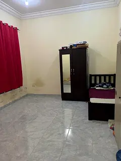 Executive Studio For Sharing (Looking for Roommate)