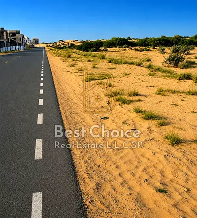 أرض زاوية على شارع 24 بالأقساط للبيع في حي حوشي – الطرح الجديد