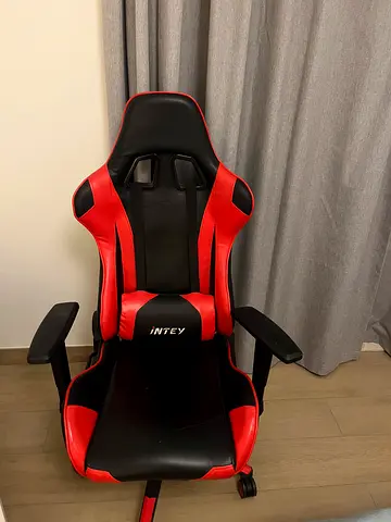 Gaming chair Intey