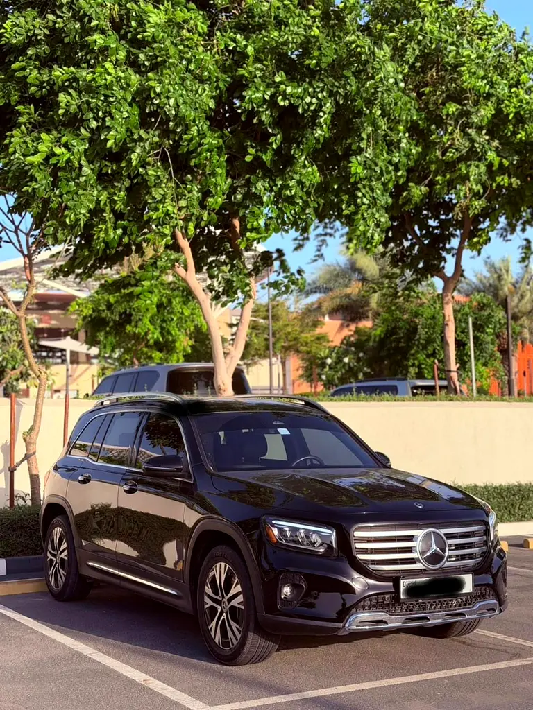 Mercedes-Benz GLB-Class 2024 — photo 1 of 10