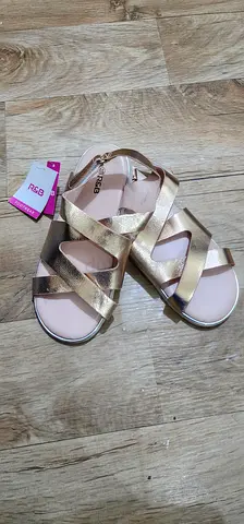 RB shoes for girl
