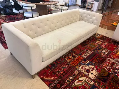 Pottery Barn  tufted 3-seater sofa - solid frame, classic design