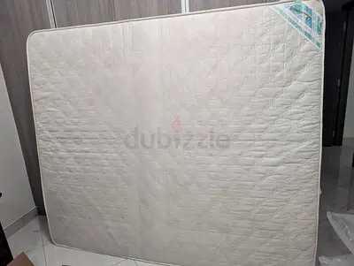 Queen-size mattress - lightly used, clean