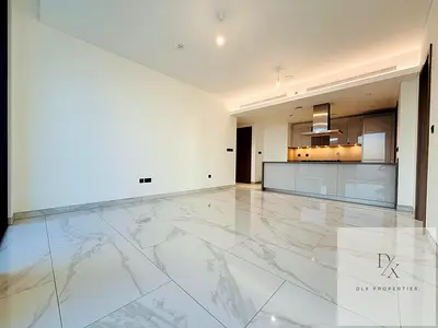 SKYLINE BURJ VIEW | SPACIOUS LAYOUT | 2+ MAID