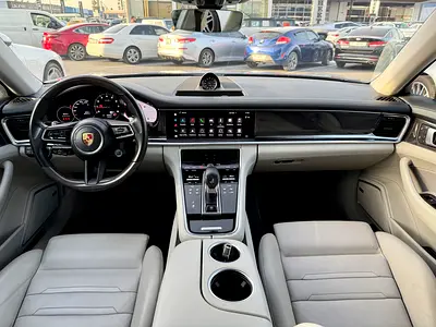صورة مصغرة 14 لـ 2022 Porsche PANAMERA