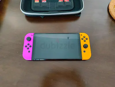 Nintendo Switch Bundle + Games + 4 Joy-Cons – Excellent Condition