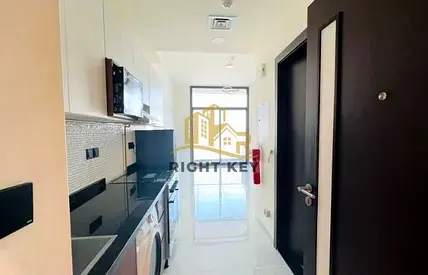 FITTED KITCHEN / LOWER PRICE / STUDIO 42K