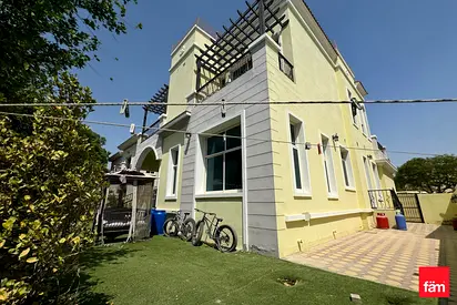 5 BEDROOMS + MAIDROOM + GYM ROOM | VACANT