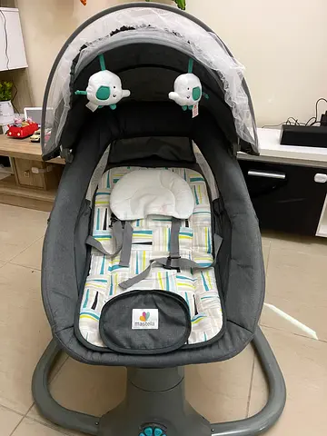 Mastela 3 in 1 Deluxe Multi-Functional Bassinet