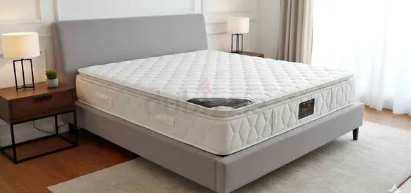 Queen Top Memory foam Spring Mattress Available