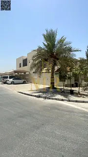 A villa with all electricity, water and air conditioning fees included, on the main street, ready to