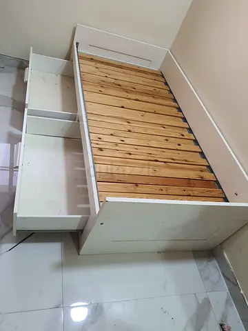 Foldable  bed