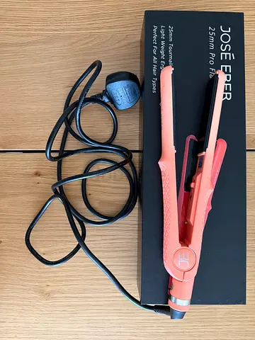 Jose Eber 25mm Pro Flat Iron / Hair Straightener - Light Peach, Excellent Condition