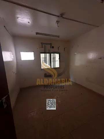 🔥 للبيع – مبنى استثماري متكامل (سكن عمال + شقق + محلات تجارية) | فرصة استثمارية قوية في الجرف 2 – عجمان 🔥 📍 الموقع: الجرف 2 – عجمان، منطقة حيوية وم