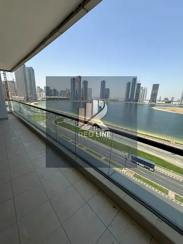 3 Bedroom Apartment in Al Khan 📌 Payment: 4 or 6 Cheques ❄️ Air Conditioning by Landlord 🚗 Free P