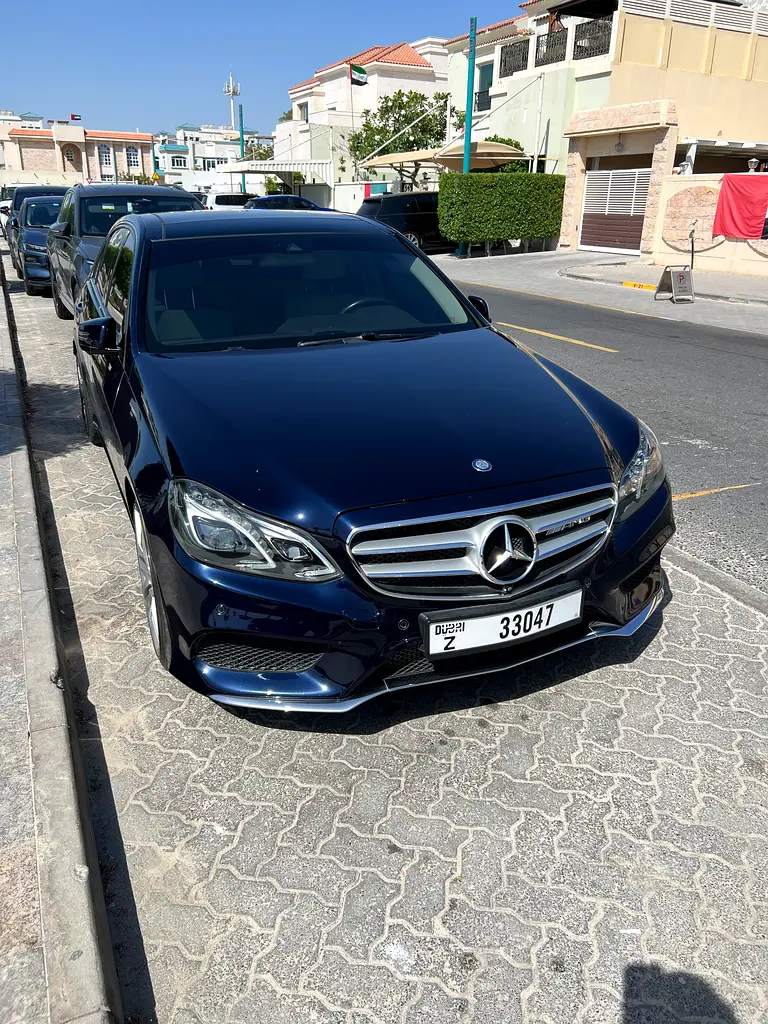 Mercedes-Benz E-Class 2015 — photo 1 of 13