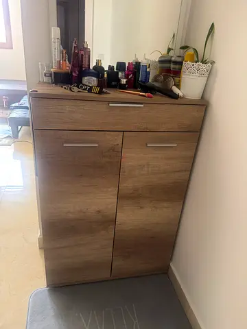 Compact wooden shoe rack with drawer - good condition