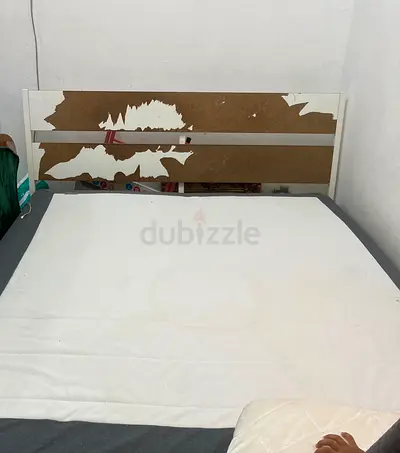 Queen size bed frame with mattress