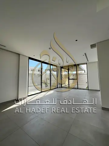 Al Hawashi | New Villa | Second Person Allowed | 4 Master Bedrooms | Panoramic Balconies | Waterfall | Internal & External Parking | 4 Payments