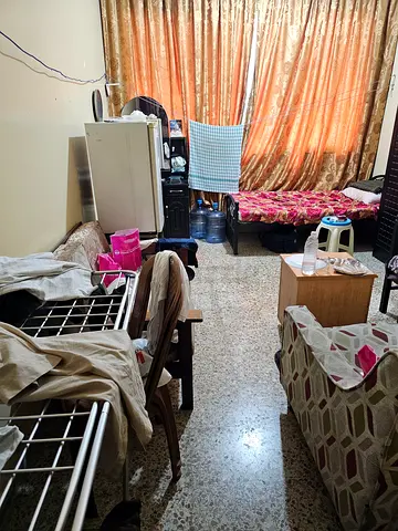 Big Room available for Executive bechallor or families