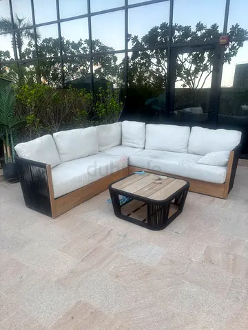 LUXERY outdoor corner sofa set (huge discount)