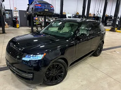 Land Rover Range Rover Vogue 2026 - Canadian Specs - Brand New