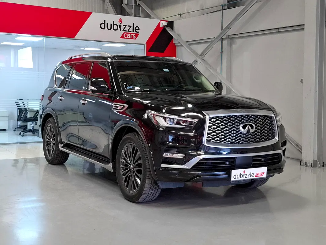 Infiniti QX80 2023 — photo 1 of 16