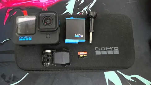 GoPro Hero 10 with 256gb Sandisk Extreme Pro microSD