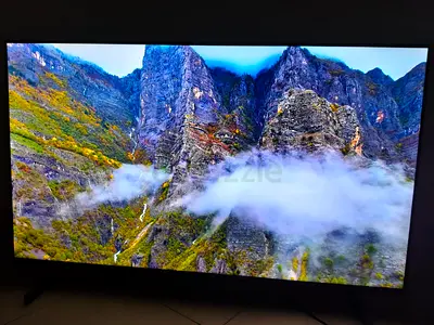 50 inch LED TV with Stand