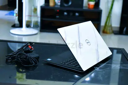 Dell XPS 13 - Core i7 - Slim Ultrabook Laptop