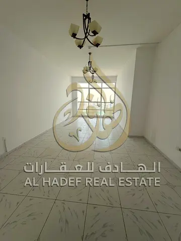 🌊 فرصة مميزة للإيجار السنوي في الشارقة — المجاز 3 🌊 استمتع بالسكن الراقي والإطلالة البحرية الساحرة ✨ متاح الآن شقة غرفتين وصالة بإطلالة بحرية رائعة