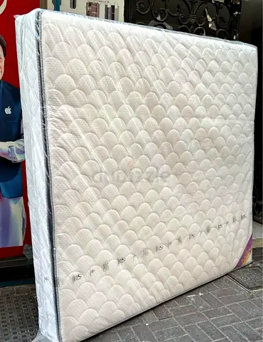 Queen Top Memory foam Spring Mattress Available