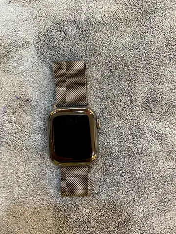 Apple Watch Series 7 stainless steel GPS + cellular with Milanese loop 41mm in excellent condition