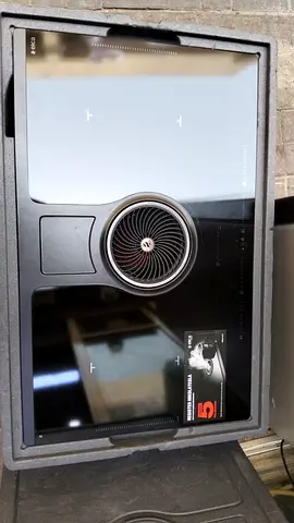 Elica Built-in Induction Hob with Integrated fan  - Black Glass 80cm