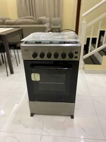 Portable 4-Burner Stainless Steel Gas Hob - Good Working Condition