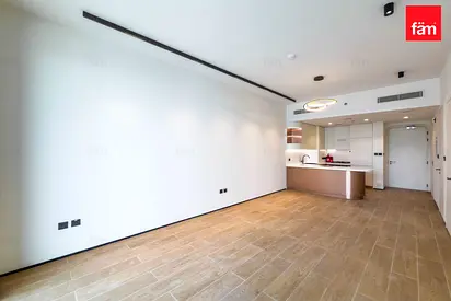 Highfloor apt with stunning Burj Dubai views