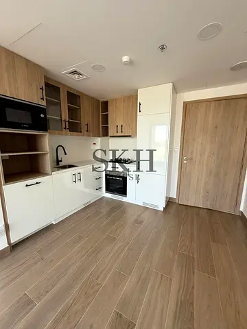 Modern 1 Bedroom Apartment | Prime Location | Unfurnished