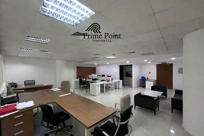 Spacious Unfurnished Office | 893 Sq Ft | Prime Location | With Parking
