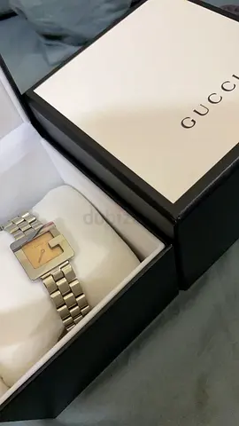 Gucci stainless steel womens watch with original box