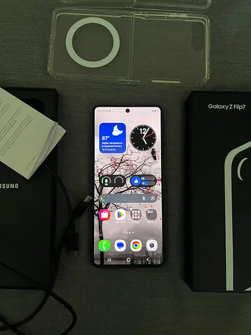 Samsung Z Flip 7 512gb