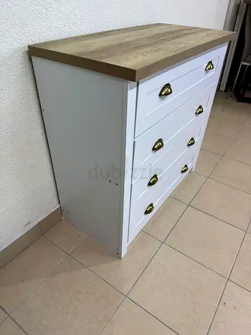 Markskel 4-Drawer Chest of Drawers in White and Oak by JYSK
