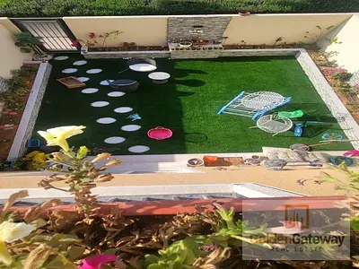 Nice Park| Single Row| Pool and Park Access