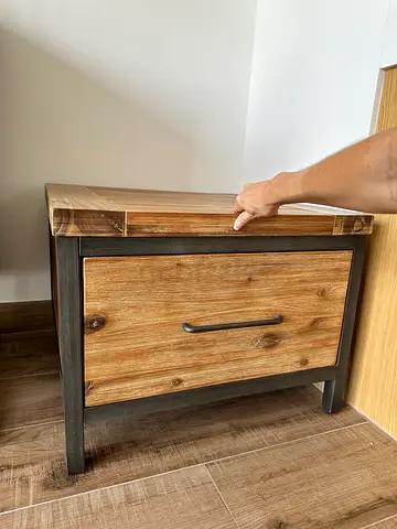 2x Stunning wooden bedside tables