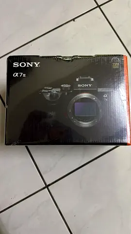 Sony Alpha 7 III (a7 III) Body - Original Box, Unused/Like New