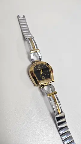 AIGNER ladies wristwatch witH— good working condition