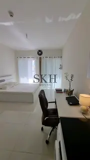 Stylish Furnished Studio | Vacant on Transfer | Great Investment