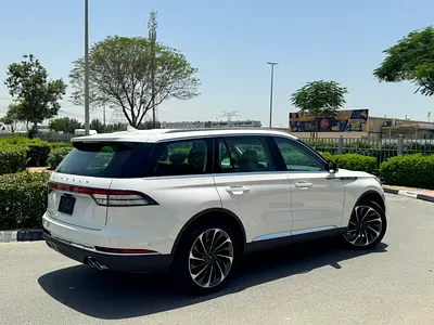 صورة 13 لـ 2023 Lincoln AVIATOR