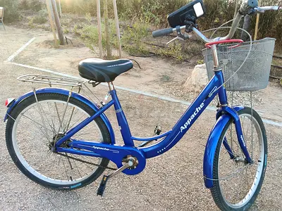 Apache step-through city bicycle with basket and rear rack - good condition