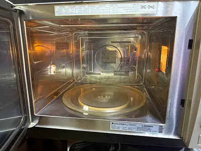 LG microwave oven