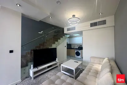 Front parking | Furnished | Vacant | Landscaped